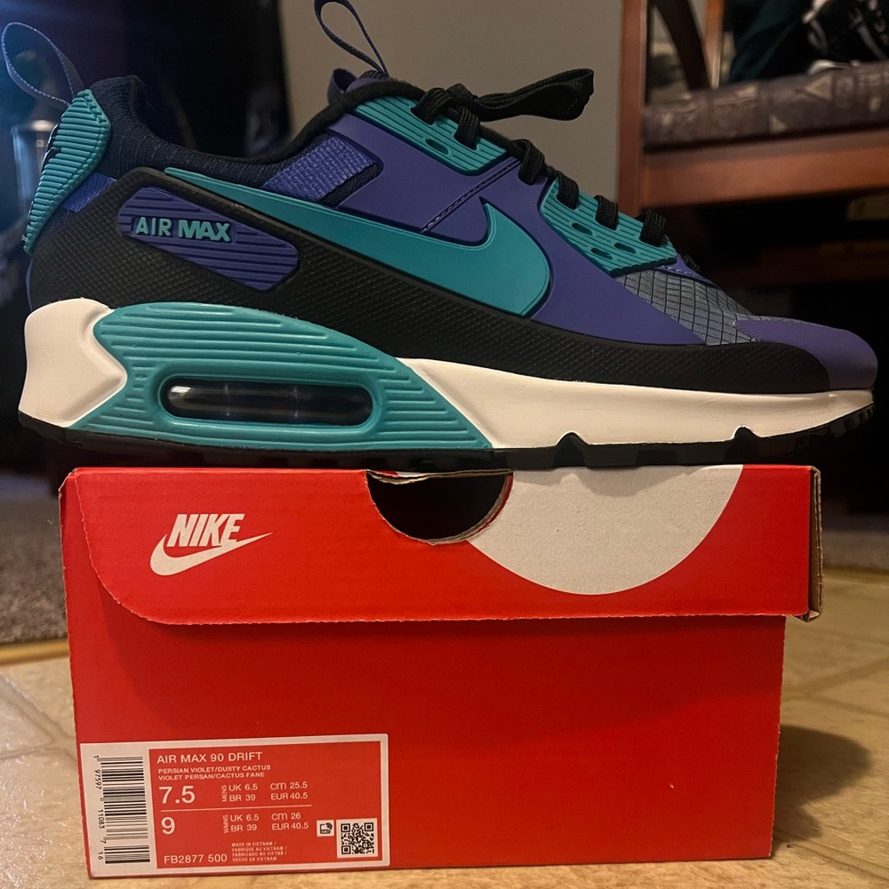 Nike Air Max 90 Drift
